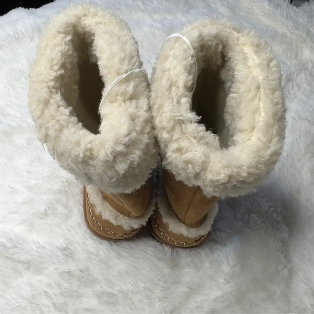American Eagle | Brand New Tan Faux Fur Boots